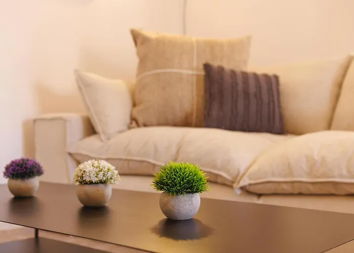 Апартаменти Bravissimo Cort Reial 4b Duplex, Monthly Жерона