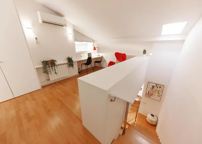 Bravissimo Cort Reial 4b Duplex, Monthly Жерона