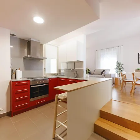 Bravissimo Cort Reial 4b Duplex, Monthly * Girona