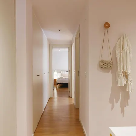 Bravissimo Cort Reial 4b Duplex, Monthly