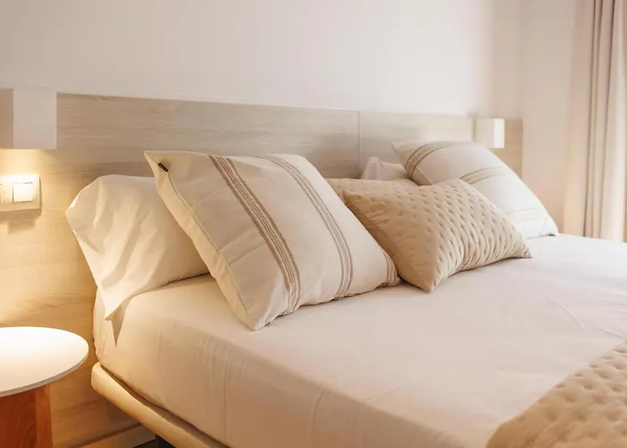 Апартаменты Bravissimo Cort Reial 4b Duplex, Monthly