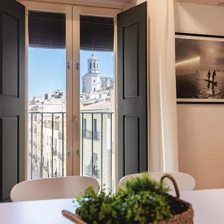 Bravissimo Cort Reial 4b Duplex, Monthly *