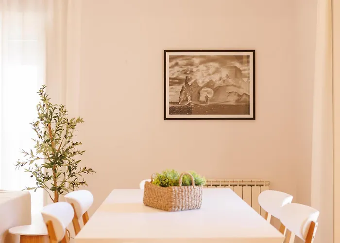 Bravissimo Cort Reial 4b Duplex, Monthly Apartment Gerona